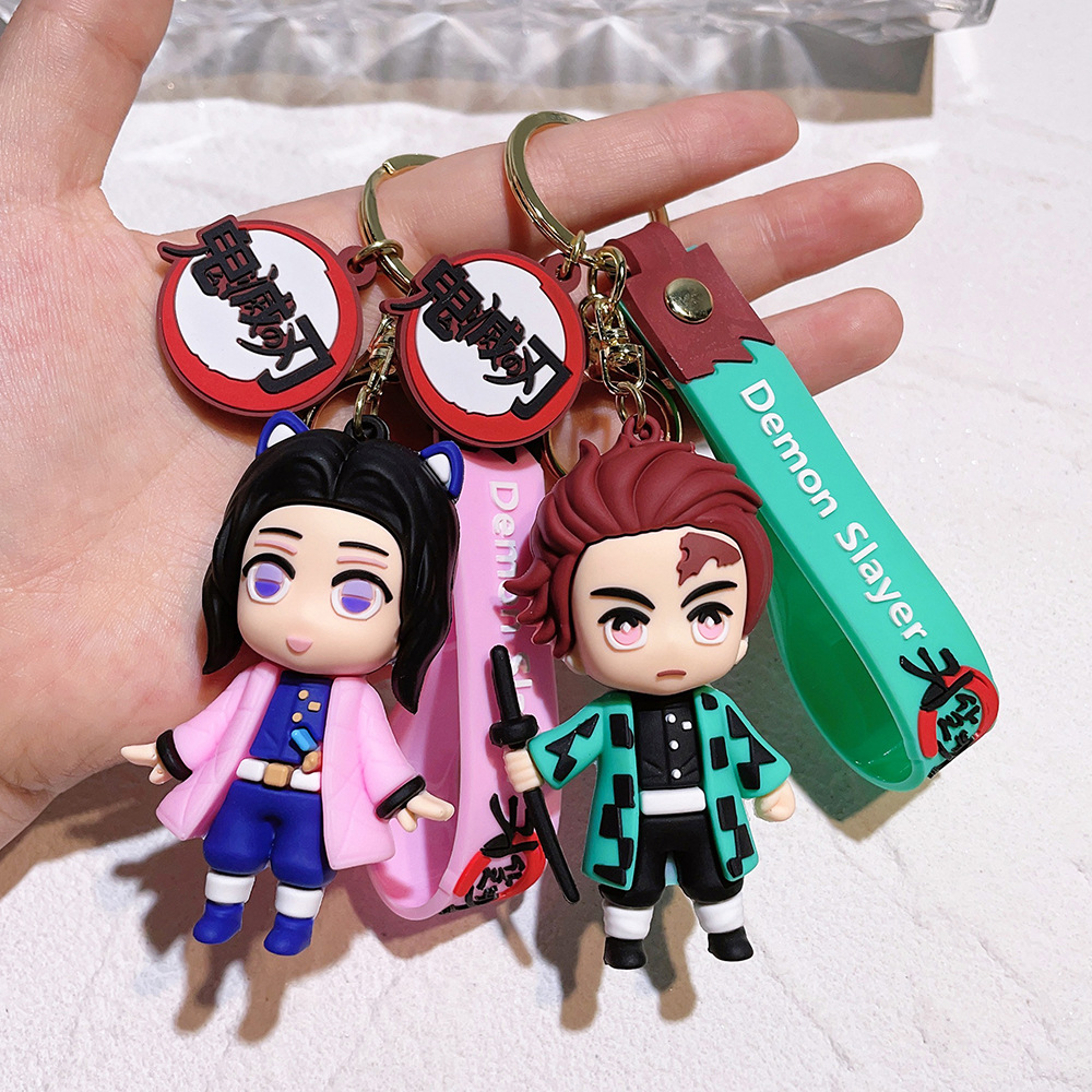 Car Accessories Xmas - ハロウィンデーモンスレイヤーアニメキャラクターキーホルダークリエイティブバックパック車キーリングカップルクリスマスプレゼントファン向け