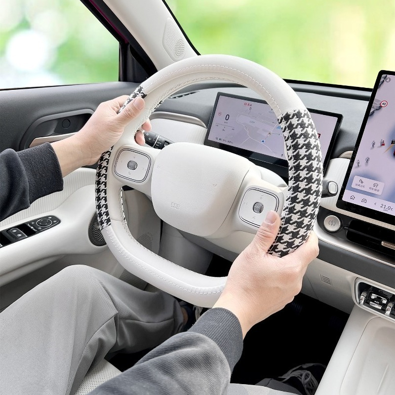 2026年式ORA 5に適合する超薄型滑り止めステアリングホ - Steering Wheel Cover のレビューと価格